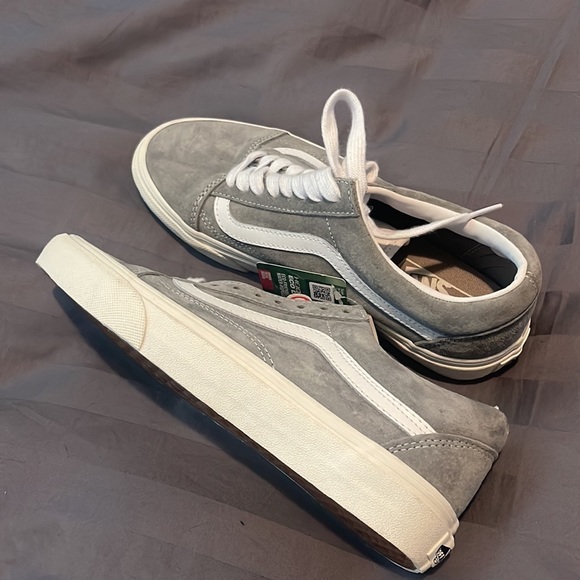 Vans shoes, size 9 - Picture 1 of 3